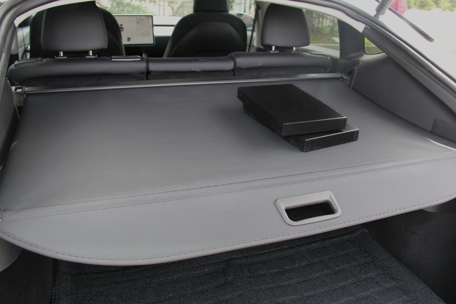 Model Y Cargo Screen