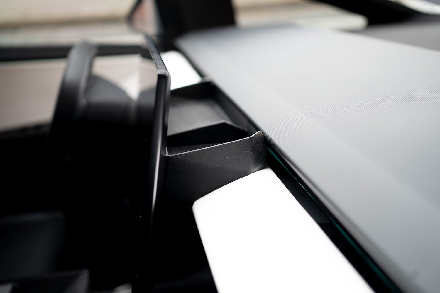 Cybertruck Behind Screen Organizer Tray - Image 4