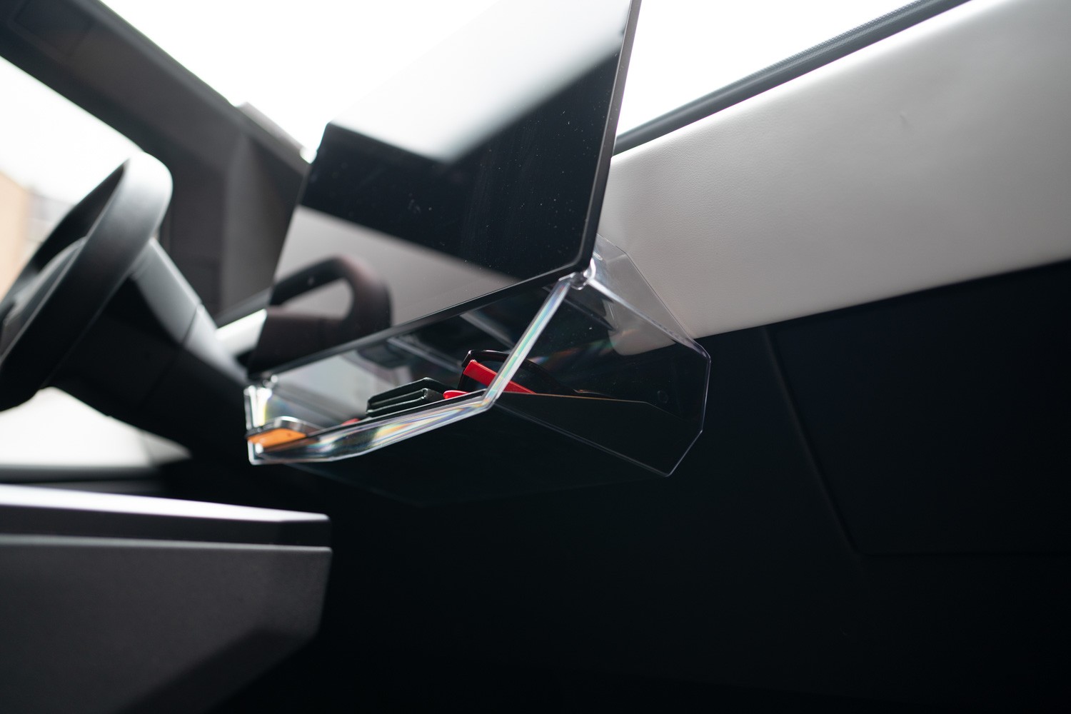 Cybertruck Under Screen Organizer Storage