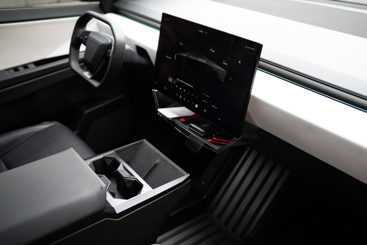 Cybertruck Under Screen Organizer Storage