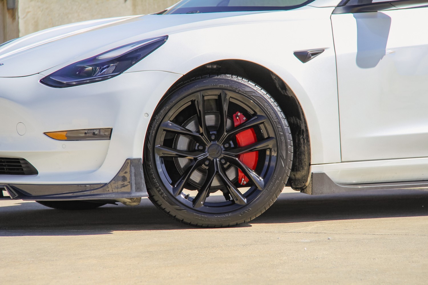 Model 3 TS01 19" Rims Package