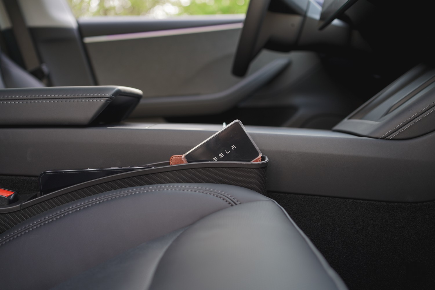 Tesla Model 3 2024 Refresh Seat Side Storage