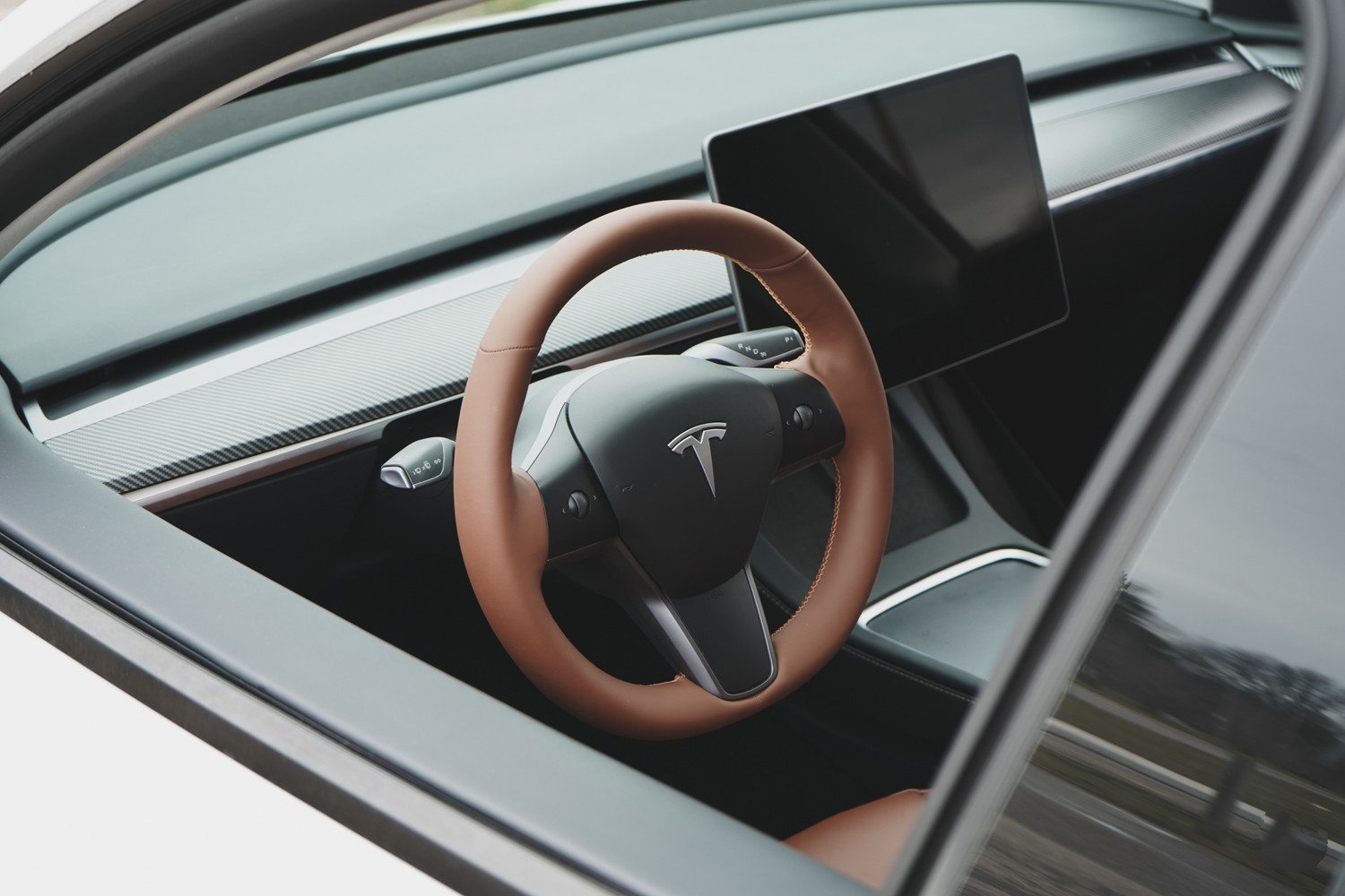 Nappa Leather Steering Wheel Cover Hand Stitched for Model Y - Saddle Tan