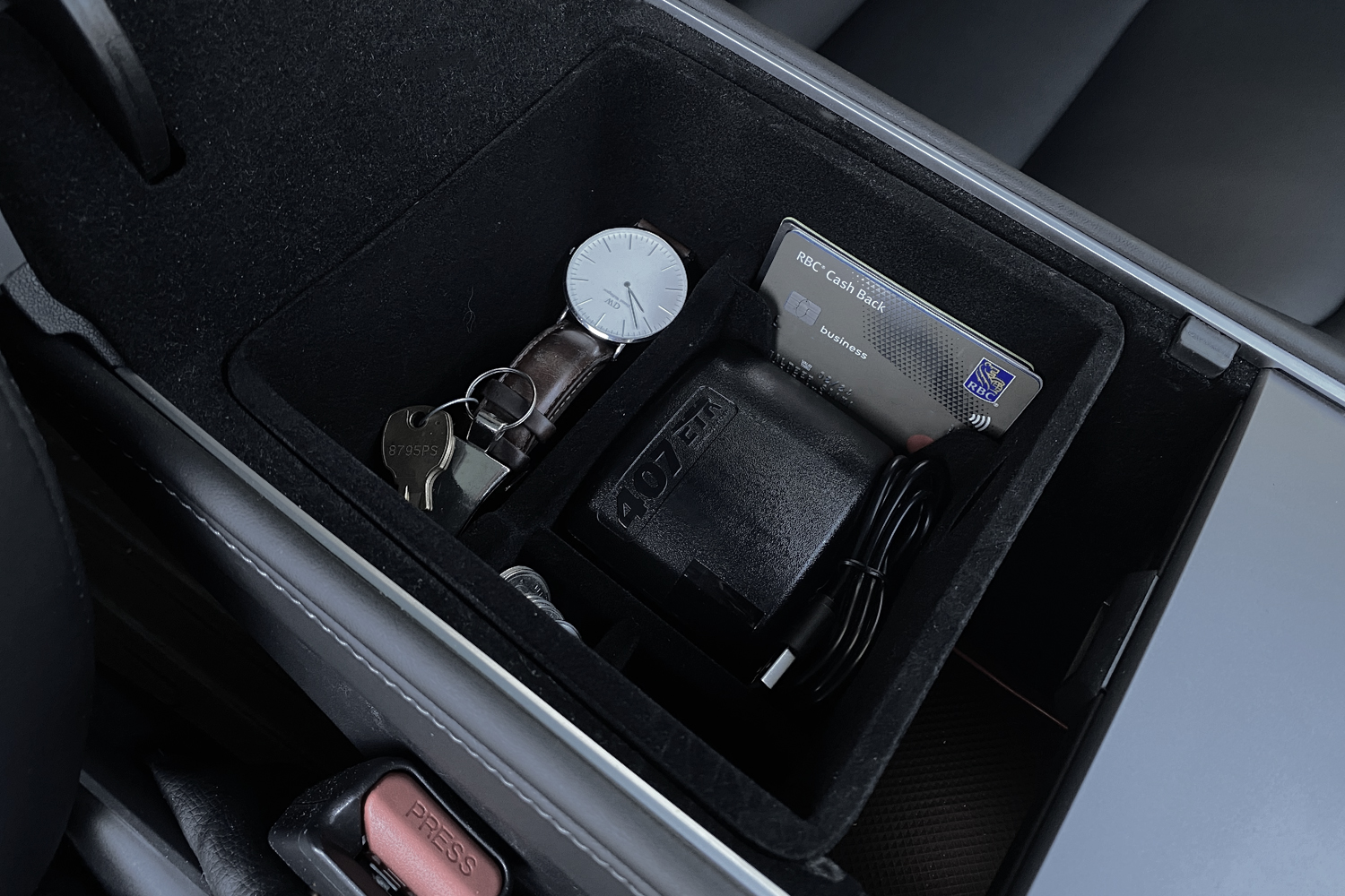 Tesla Arm Rest Organizer